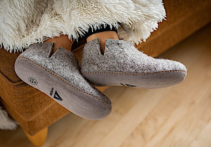 Carlyle Adult Wool Felt Slipper Boot - Heather Grey