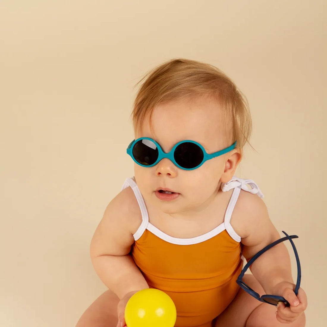 Diabola Reversible Baby Sunglasses - Peacock