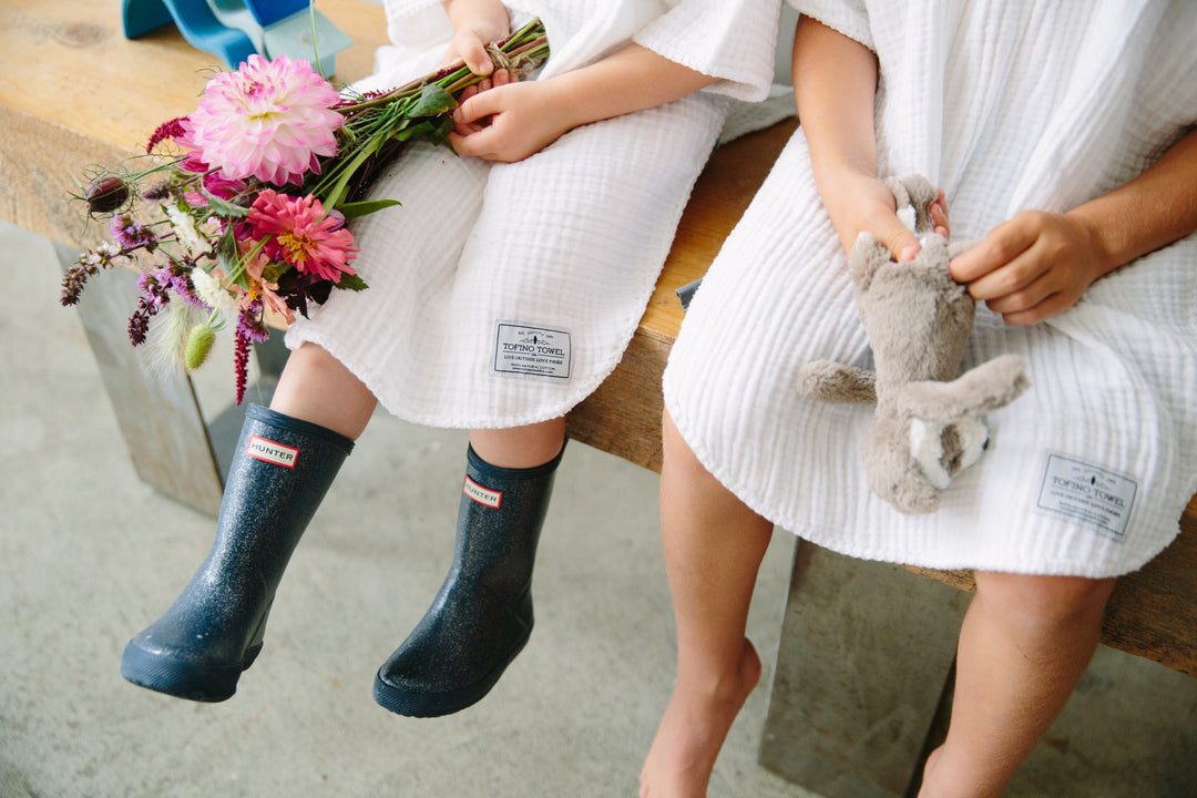 The Pebble Kids' Poncho - Seashell